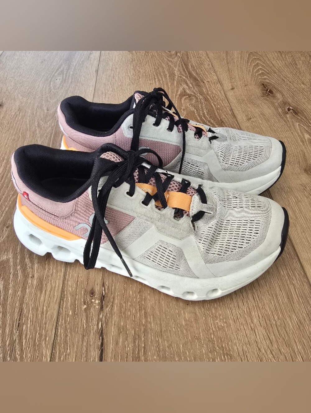 On Runnning On Cloud Cloudrunner 2 Women Running Shoes Size 6.5 Pearl Tangerine